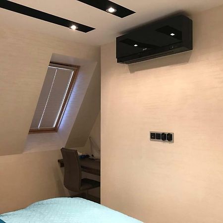 Komfortowy Apartament Nad Niegocinem ギジツコ エクステリア 写真