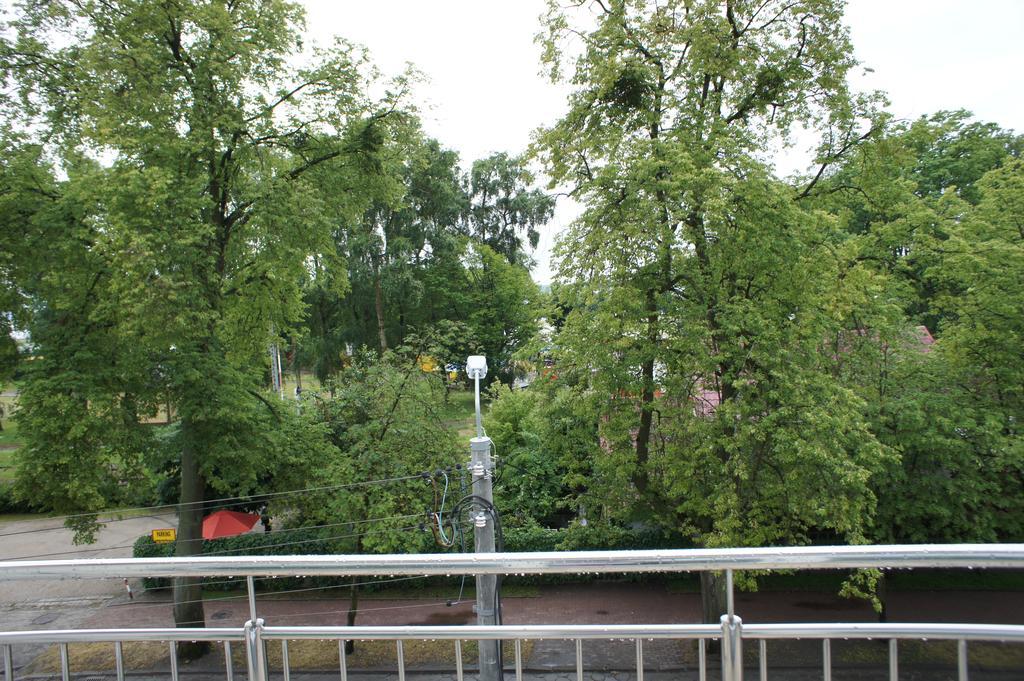 Komfortowy Apartament Nad Niegocinem ギジツコ エクステリア 写真