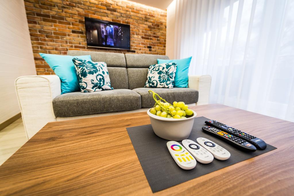 Komfortowy Apartament Nad Niegocinem ギジツコ エクステリア 写真