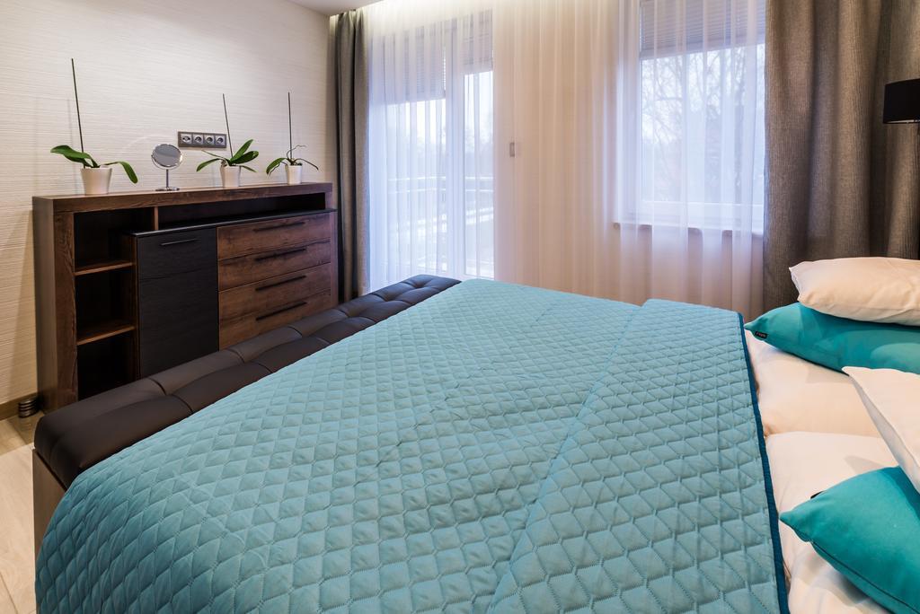 Komfortowy Apartament Nad Niegocinem ギジツコ エクステリア 写真