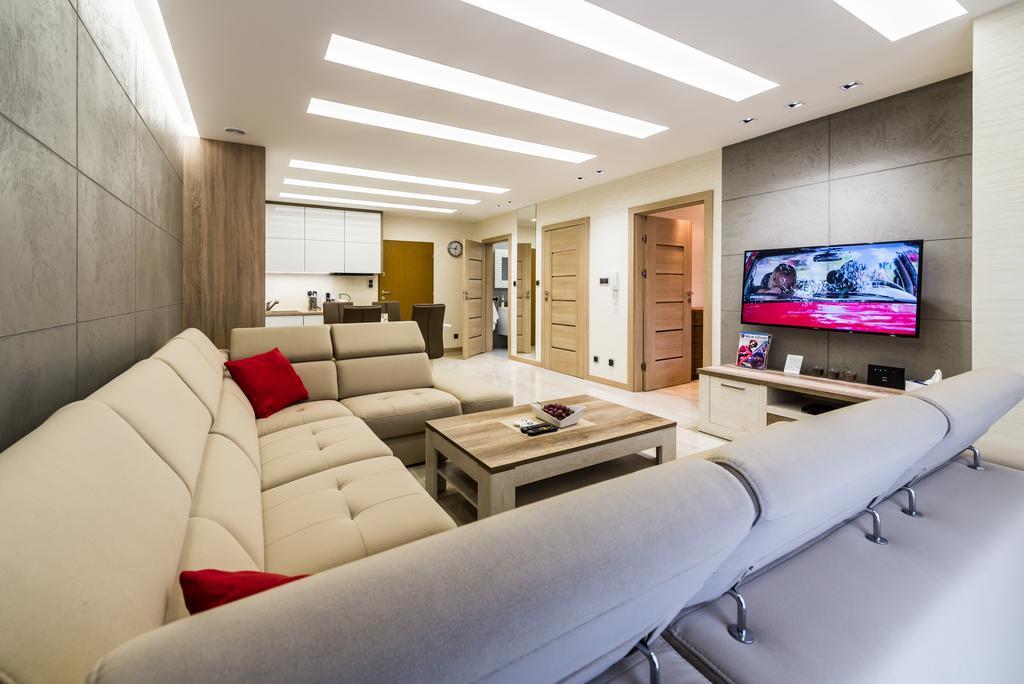 Komfortowy Apartament Nad Niegocinem ギジツコ エクステリア 写真