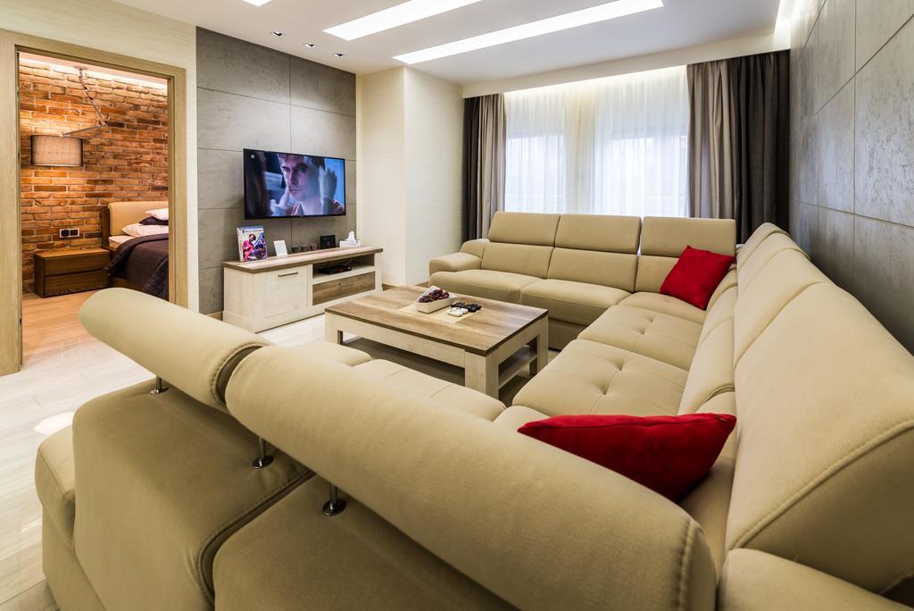 Komfortowy Apartament Nad Niegocinem ギジツコ エクステリア 写真