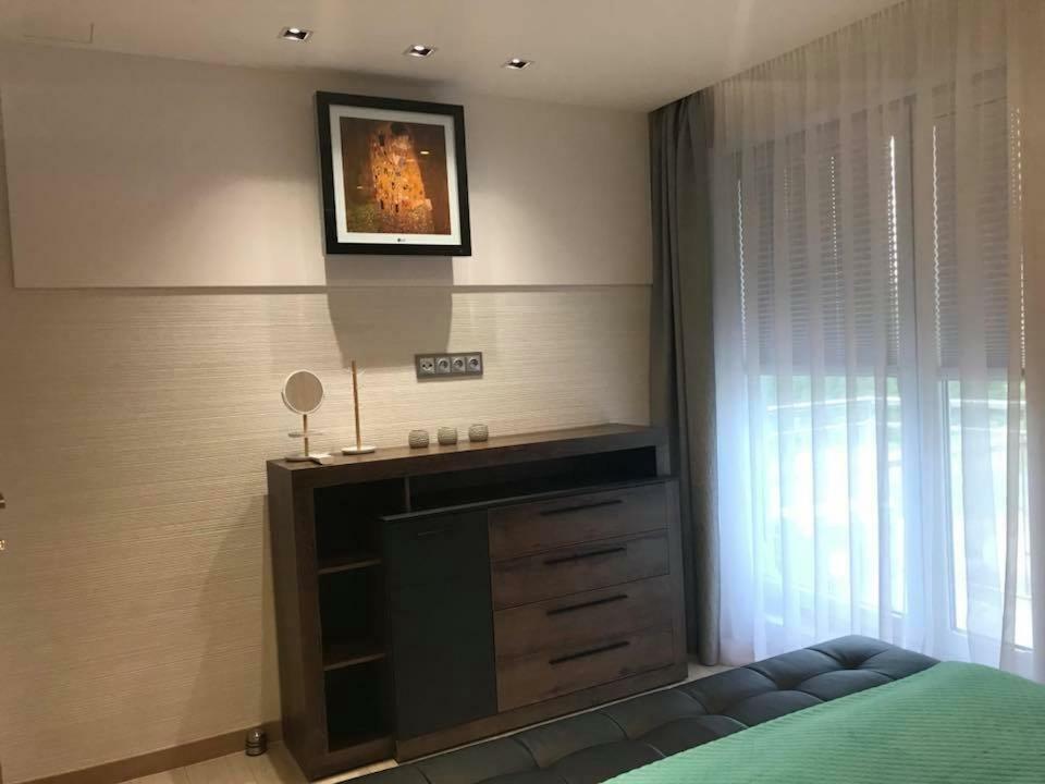 Komfortowy Apartament Nad Niegocinem ギジツコ エクステリア 写真