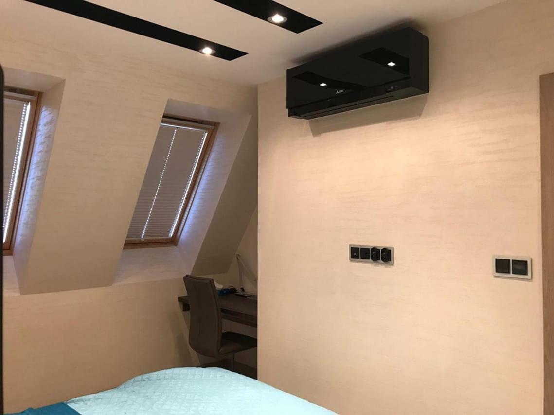 Komfortowy Apartament Nad Niegocinem ギジツコ エクステリア 写真